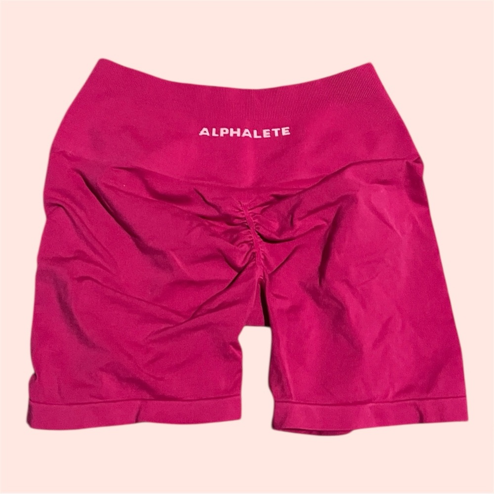Alphalete Pump High Rise Shorts